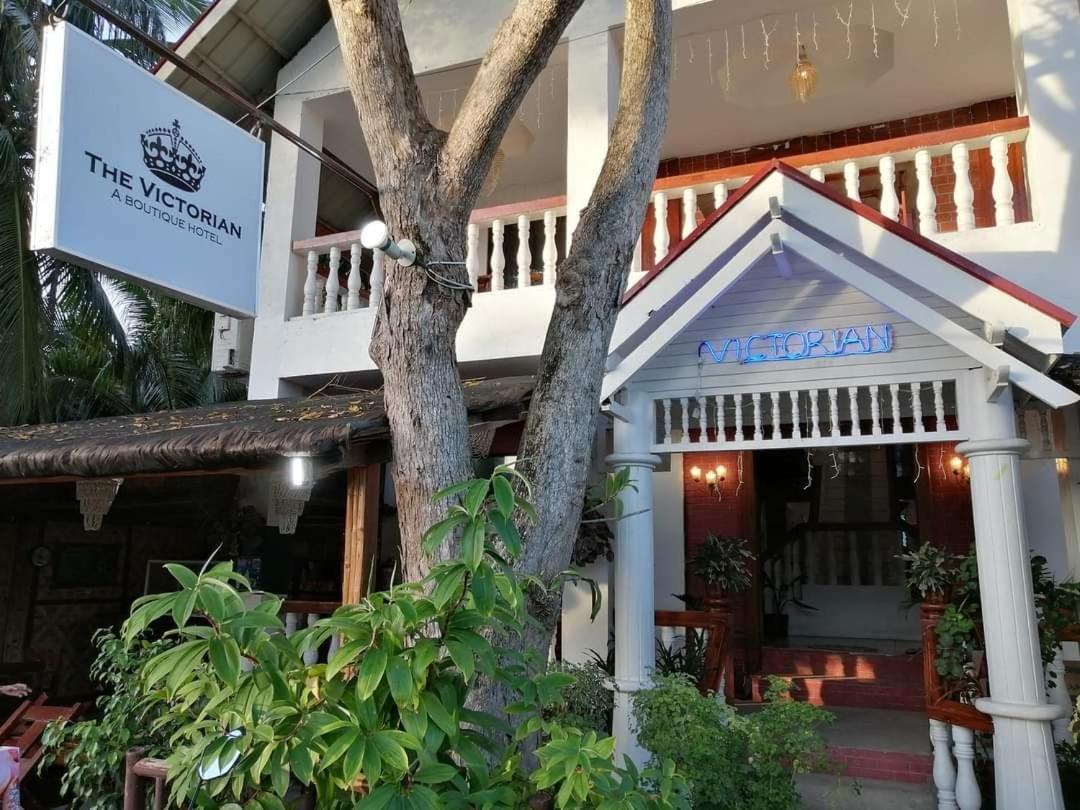 The Victorian Bantayan Island Hotel Pooc Exterior photo